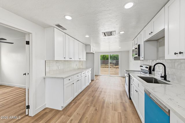 11519 E ELTON Avenue, Mesa, AZ 85208