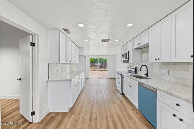 11519 E ELTON Avenue, Mesa, AZ 85208