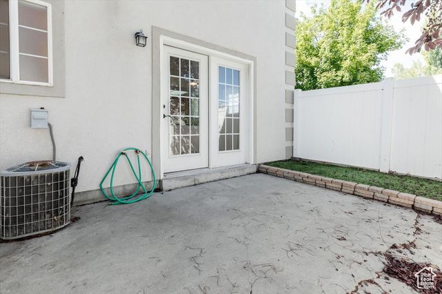 85 HAMPTON PL, Logan, UT 84341