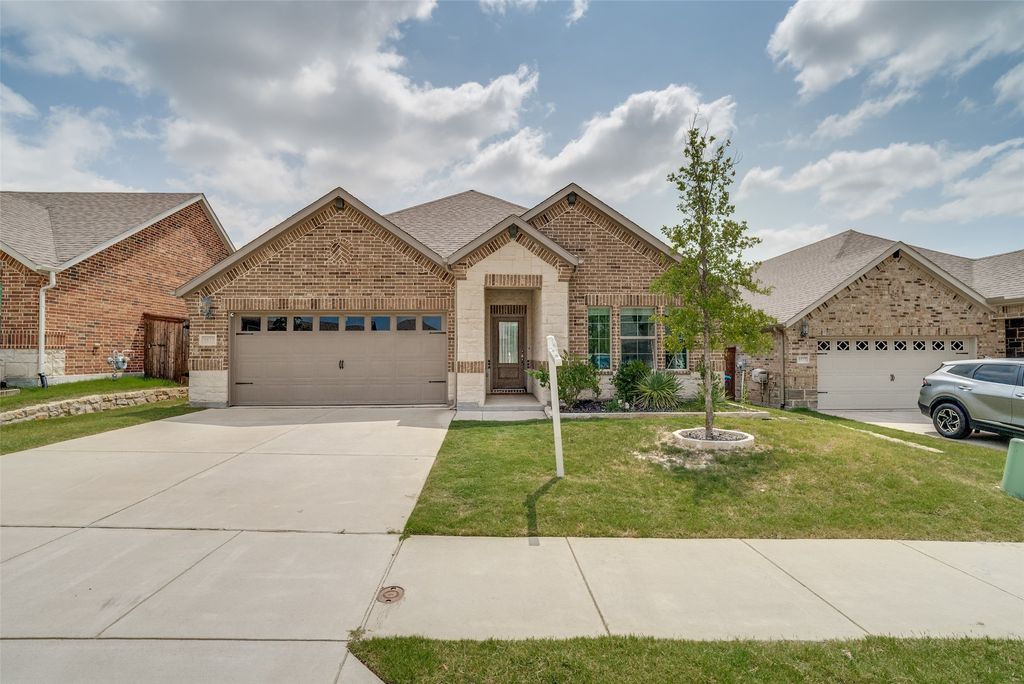 5573 Cypress Willow Bend, Fort Worth, TX 76126 — exterior