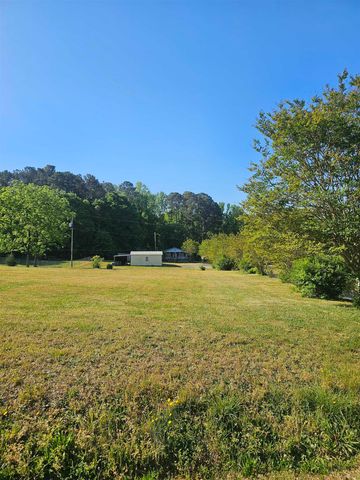 320 Iron Bridge Road, Cowpens, SC 29330