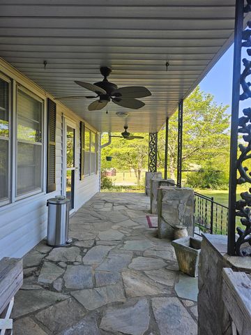 320 Iron Bridge Road, Cowpens, SC 29330