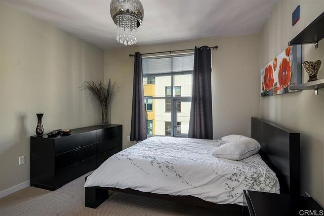 1150 J Street 811, San Diego, CA 92101