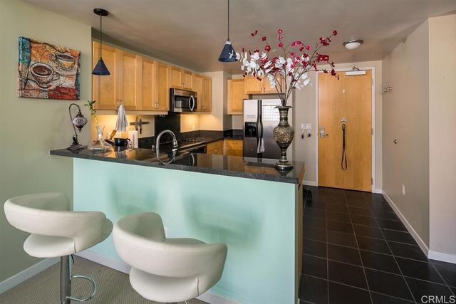 1150 J Street 811, San Diego, CA 92101