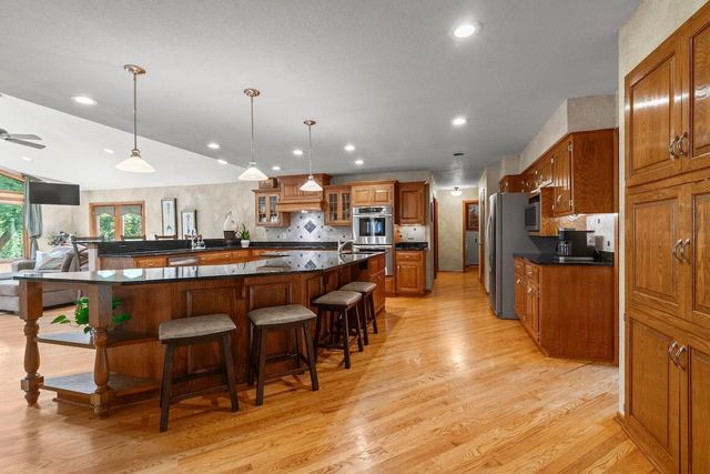 W318N1050 Huckleberry WAY, Delafield, WI 53018