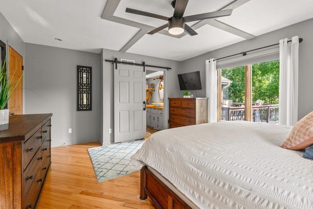 W318N1050 Huckleberry WAY, Delafield, WI 53018