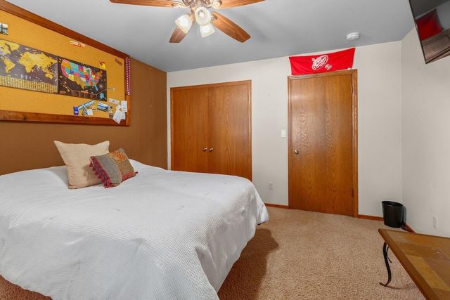 W318N1050 Huckleberry WAY, Delafield, WI 53018