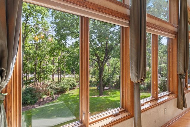 W318N1050 Huckleberry WAY, Delafield, WI 53018