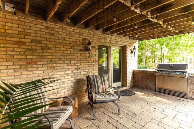 W318N1050 Huckleberry WAY, Delafield, WI 53018