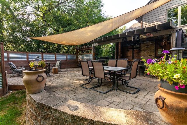 W318N1050 Huckleberry WAY, Delafield, WI 53018