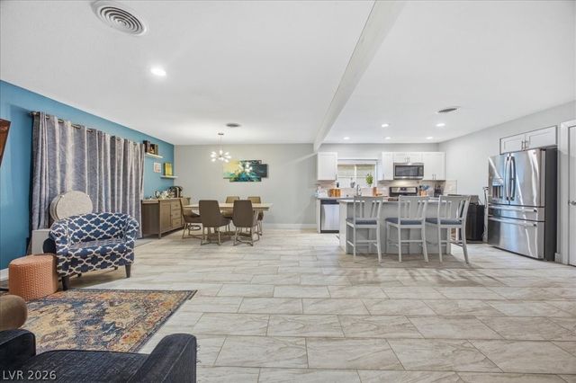 4221 Esmeralda Avenue, Las Vegas, NV 89102