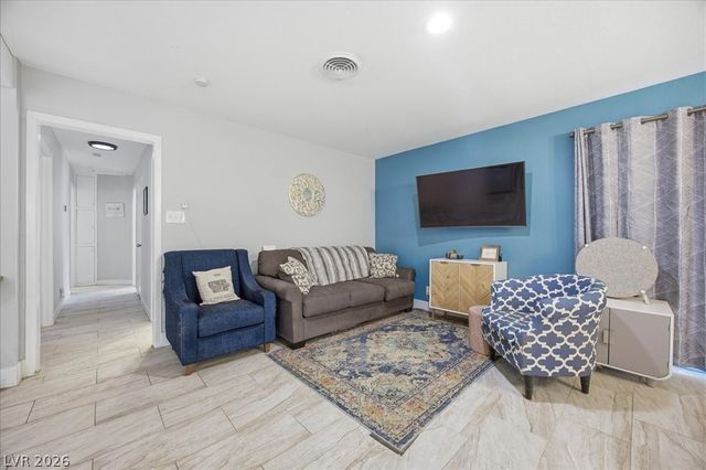 4221 Esmeralda Avenue, Las Vegas, NV 89102