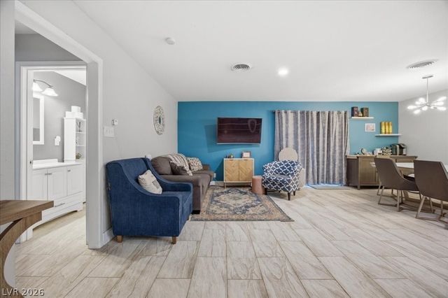 4221 Esmeralda Avenue, Las Vegas, NV 89102