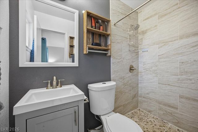 4221 Esmeralda Avenue, Las Vegas, NV 89102