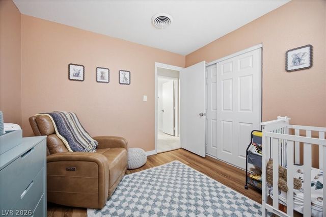 4221 Esmeralda Avenue, Las Vegas, NV 89102