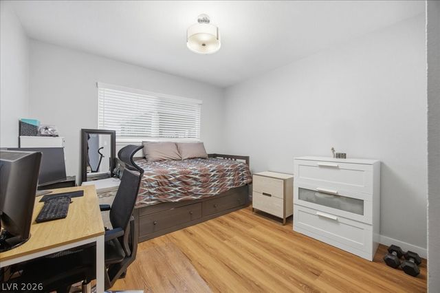 4221 Esmeralda Avenue, Las Vegas, NV 89102