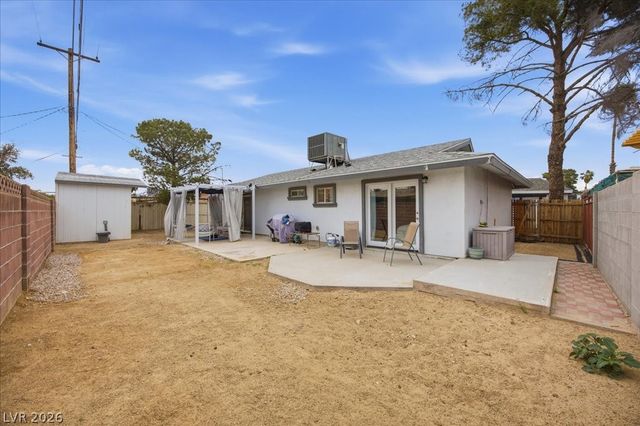 4221 Esmeralda Avenue, Las Vegas, NV 89102