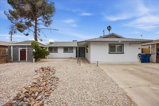 4221 Esmeralda Avenue, Las Vegas, NV 89102