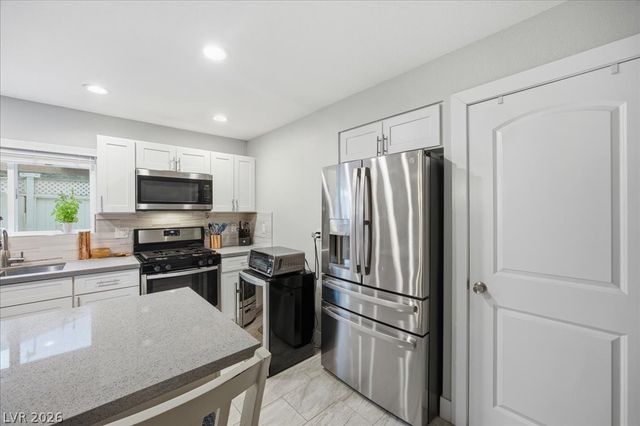 4221 Esmeralda Avenue, Las Vegas, NV 89102