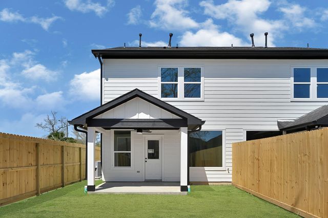 116 York Street, South Houston, TX 77587