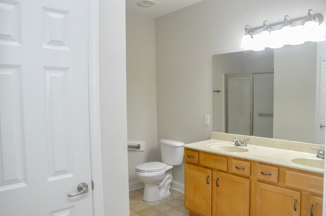 262 Wrennewood Ln, Franklin, TN 37064