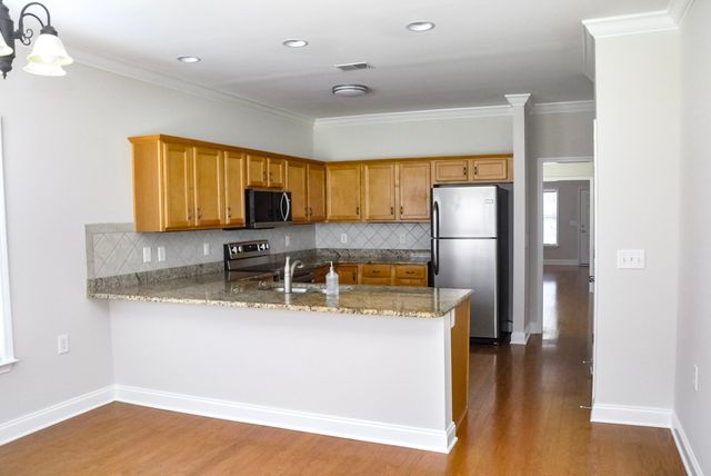 262 Wrennewood Ln, Franklin, TN 37064