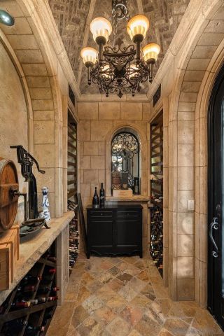 8619 Via Rancho Cielo, Rancho Santa Fe, CA 92067
