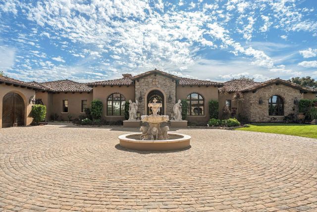 8619 Via Rancho Cielo, Rancho Santa Fe, CA 92067