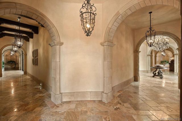 8619 Via Rancho Cielo, Rancho Santa Fe, CA 92067