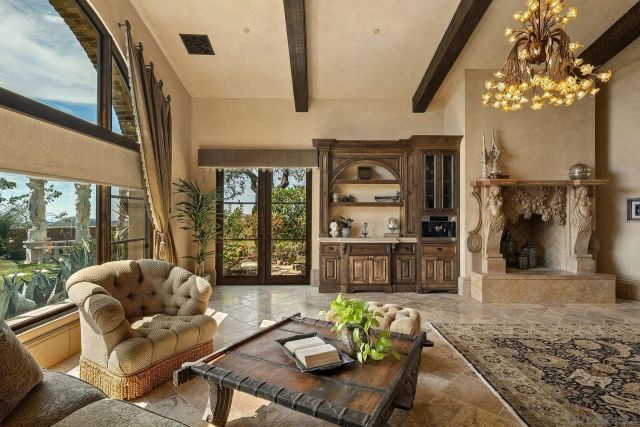 8619 Via Rancho Cielo, Rancho Santa Fe, CA 92067