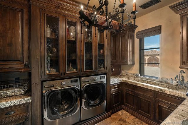 8619 Via Rancho Cielo, Rancho Santa Fe, CA 92067