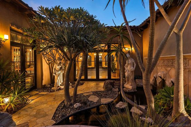 8619 Via Rancho Cielo, Rancho Santa Fe, CA 92067