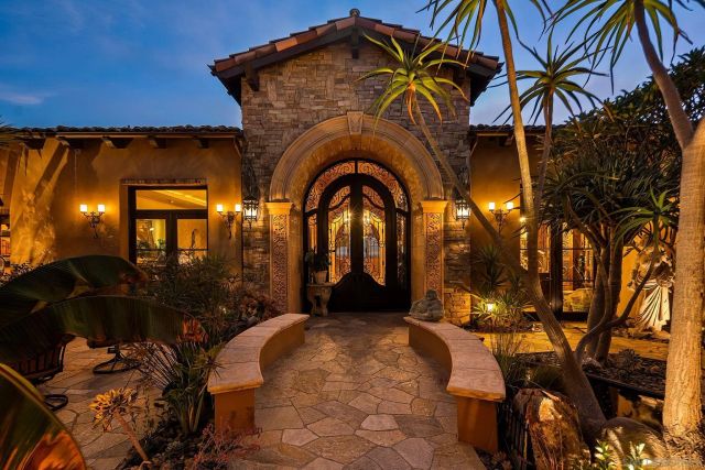 8619 Via Rancho Cielo, Rancho Santa Fe, CA 92067