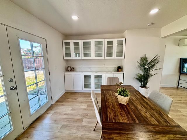 1917 Grand Ave, Sacramento, CA 95838