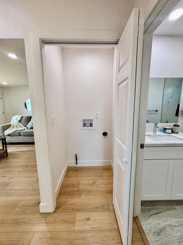 1917 Grand Ave, Sacramento, CA 95838