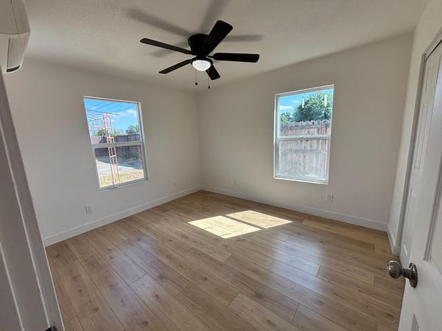 1917 Grand Ave, Sacramento, CA 95838