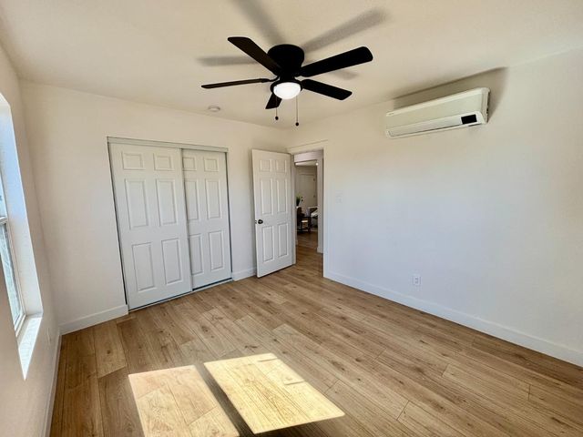 1917 Grand Ave, Sacramento, CA 95838