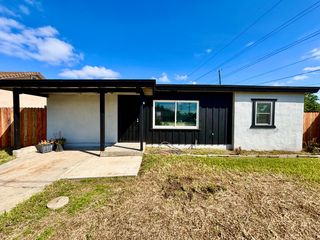 1917 Grand Ave, Sacramento, CA 95838