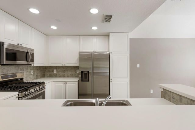 67 Woodlily Place, Spring, TX 77382