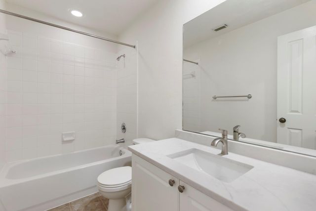 67 Woodlily Place, Spring, TX 77382