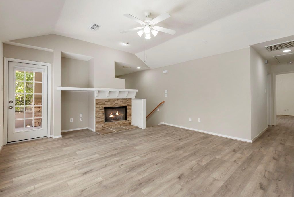 67 Woodlily Place, Spring, TX 77382