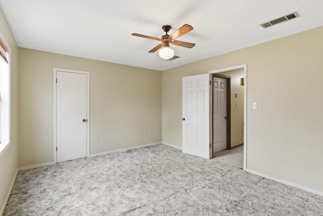 100 Warwick Pl, Hattiesburg, MS 39402