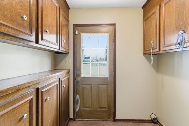 100 Warwick Pl, Hattiesburg, MS 39402