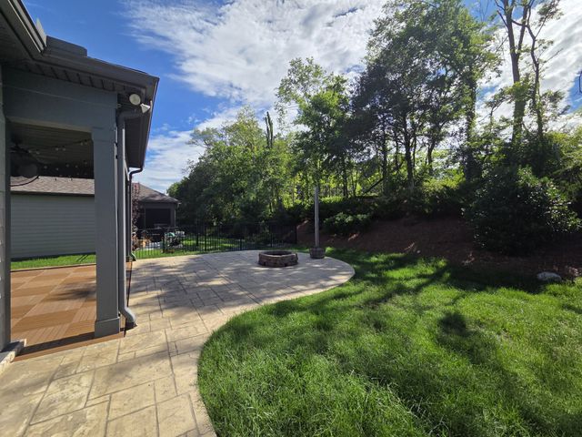 711 Plowson Rd, Mount Juliet, TN 37122