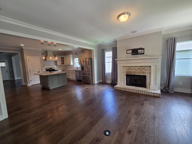 711 Plowson Rd, Mount Juliet, TN 37122