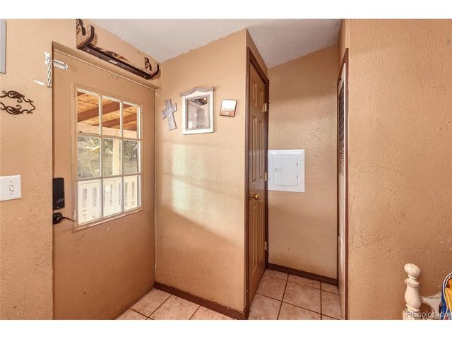 26131 Pinon Ridge Dr, Aguilar, CO 81020