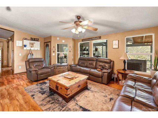 26131 Pinon Ridge Dr, Aguilar, CO 81020