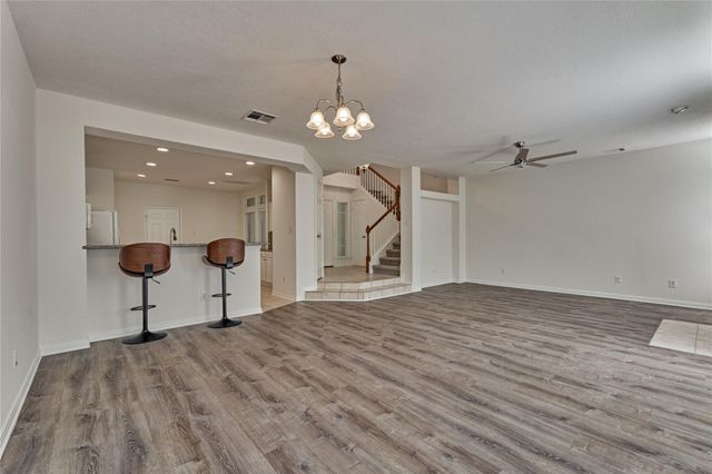 66 Valley Oaks Circle, The Woodlands, TX 77382
