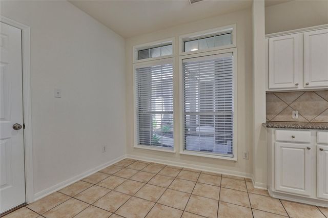 66 Valley Oaks Circle, The Woodlands, TX 77382