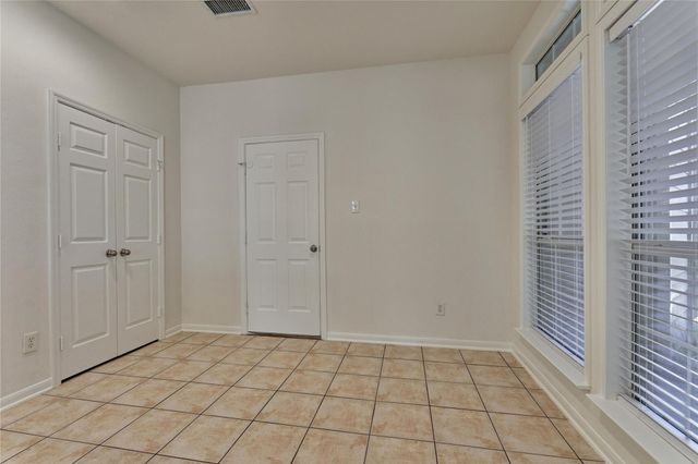66 Valley Oaks Circle, The Woodlands, TX 77382
